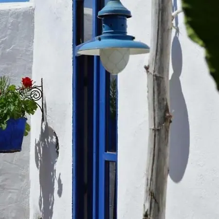 Sleeps 2 Wifi Appartamento Uga